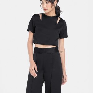 Áo Croptop Cutout Vai màu đen ảnh 4 - 300