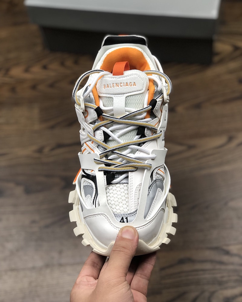 Balenciaga track trắng cam