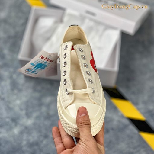 cdg converse white low top