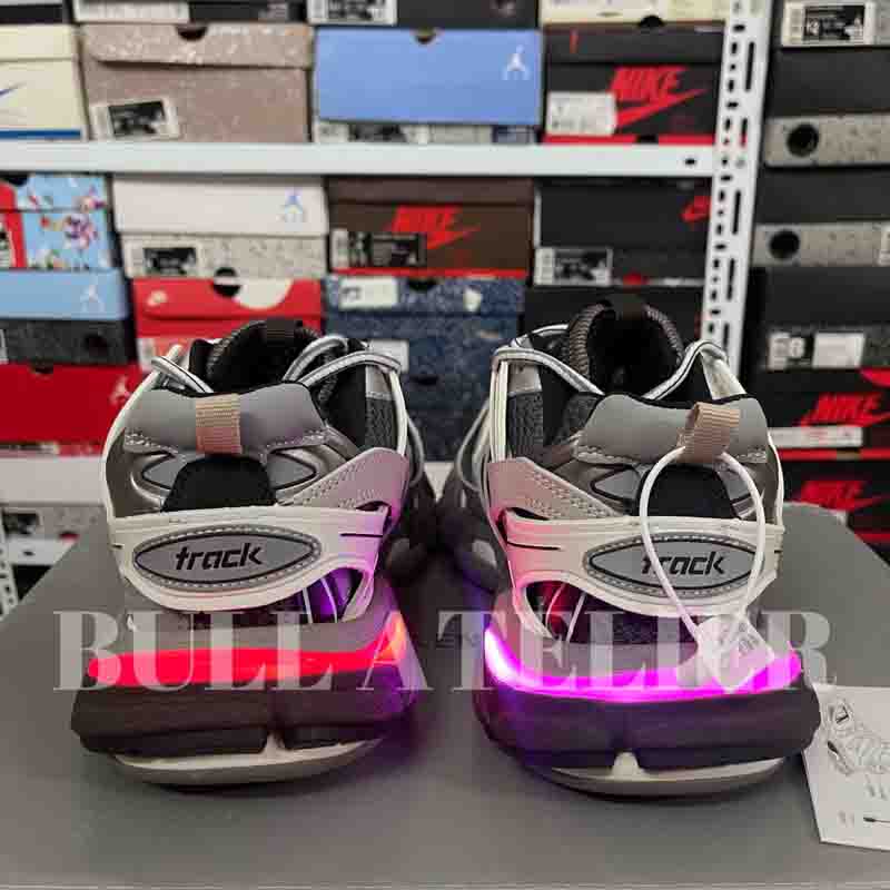 Gót Giày Balenciaga Track 3.0 LED GREY High quality