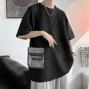 Áo Thun Ngắn Tay Nam Thiết Vân Sóng ATINO Form Fitted L.3.2857 màu đen